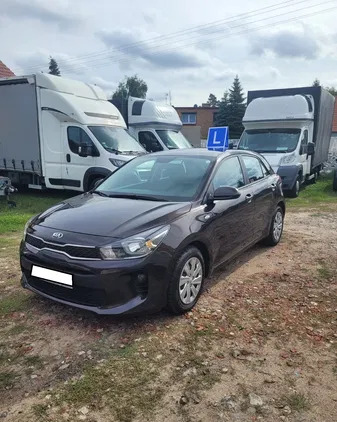 zachodniopomorskie Kia Rio cena 46100 przebieg: 100000, rok produkcji 2018 z Poznań